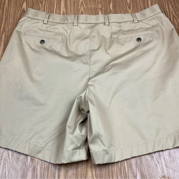 Brooks Brothers Lightweight Advantage Khaki Chino Shorts - 42 Waist - Picture 5 of 8